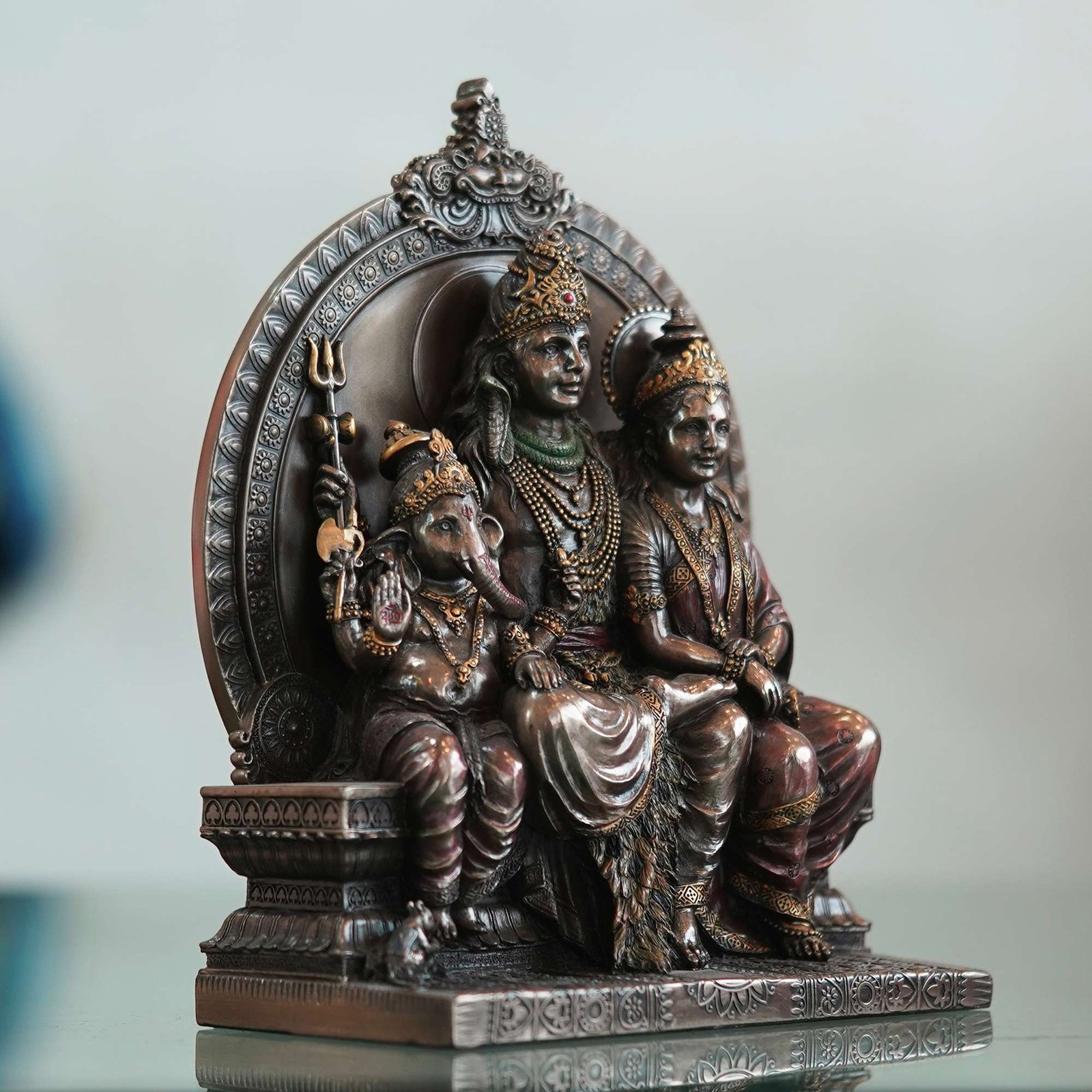 SHIV FAMLIY - Image 3